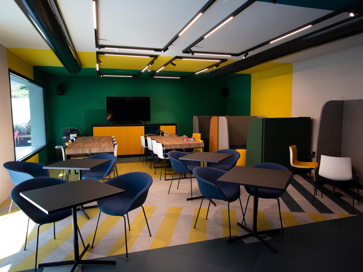 Demo Hotel Design Emotion 리미니 외부 사진