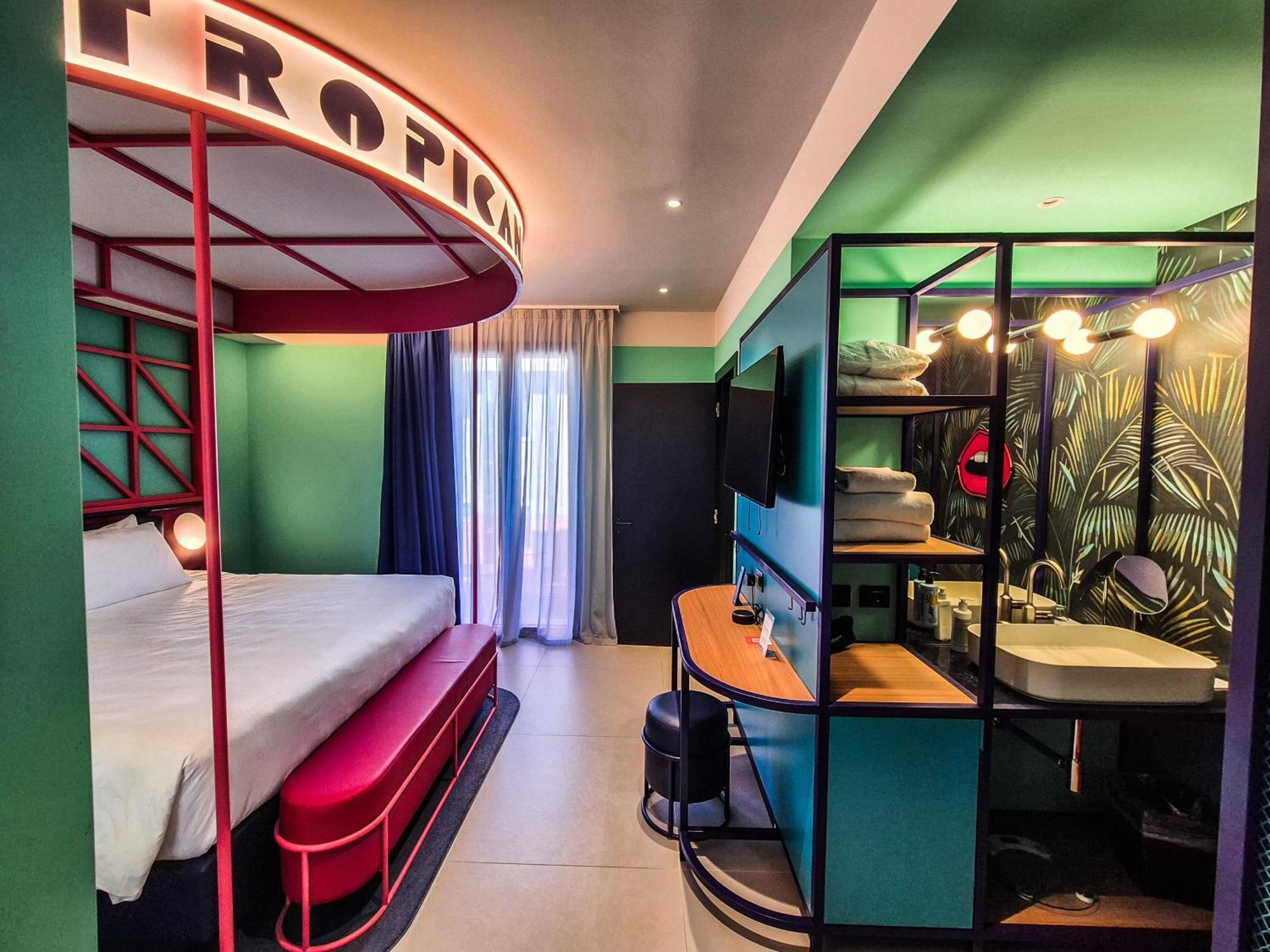 Demo Hotel Design Emotion 리미니 외부 사진